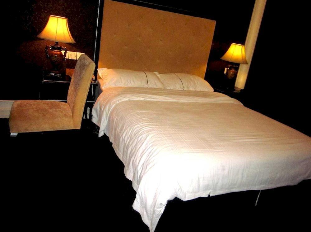 Manhattan Jinling Hotel Sanghaj Kültér fotó