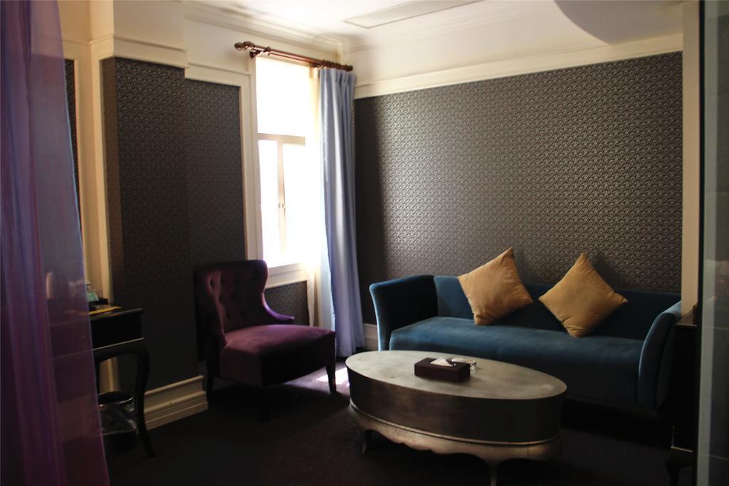 Manhattan Jinling Hotel Sanghaj Kültér fotó
