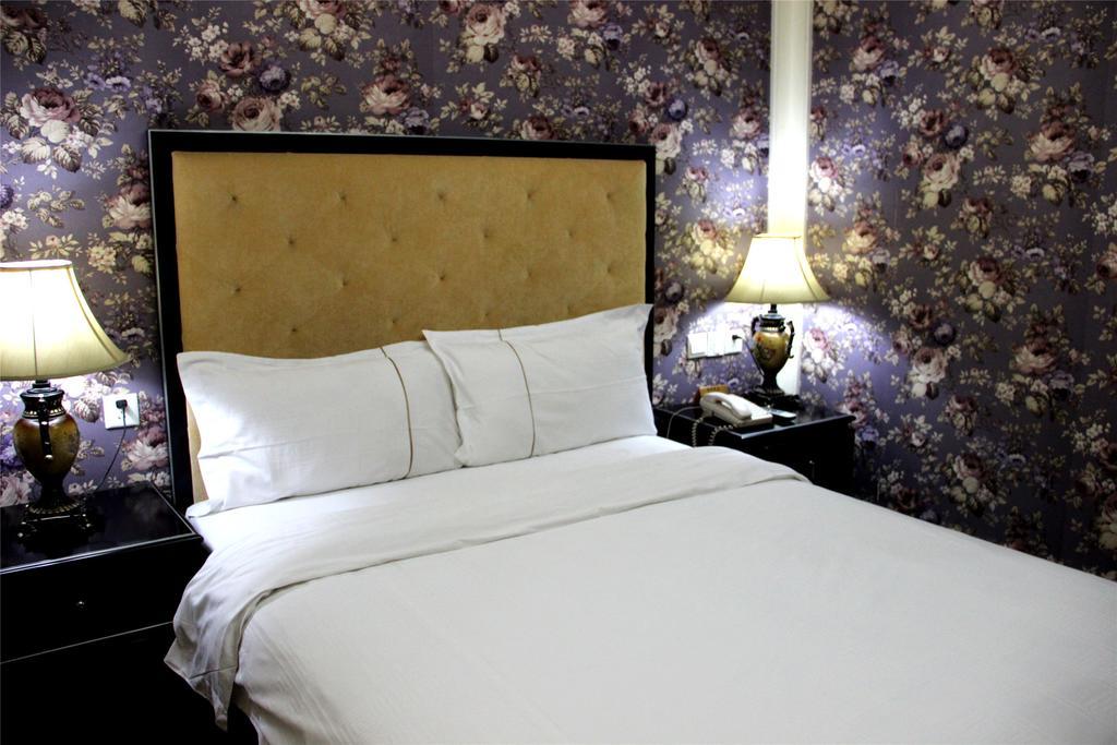 Manhattan Jinling Hotel Sanghaj Szoba fotó
